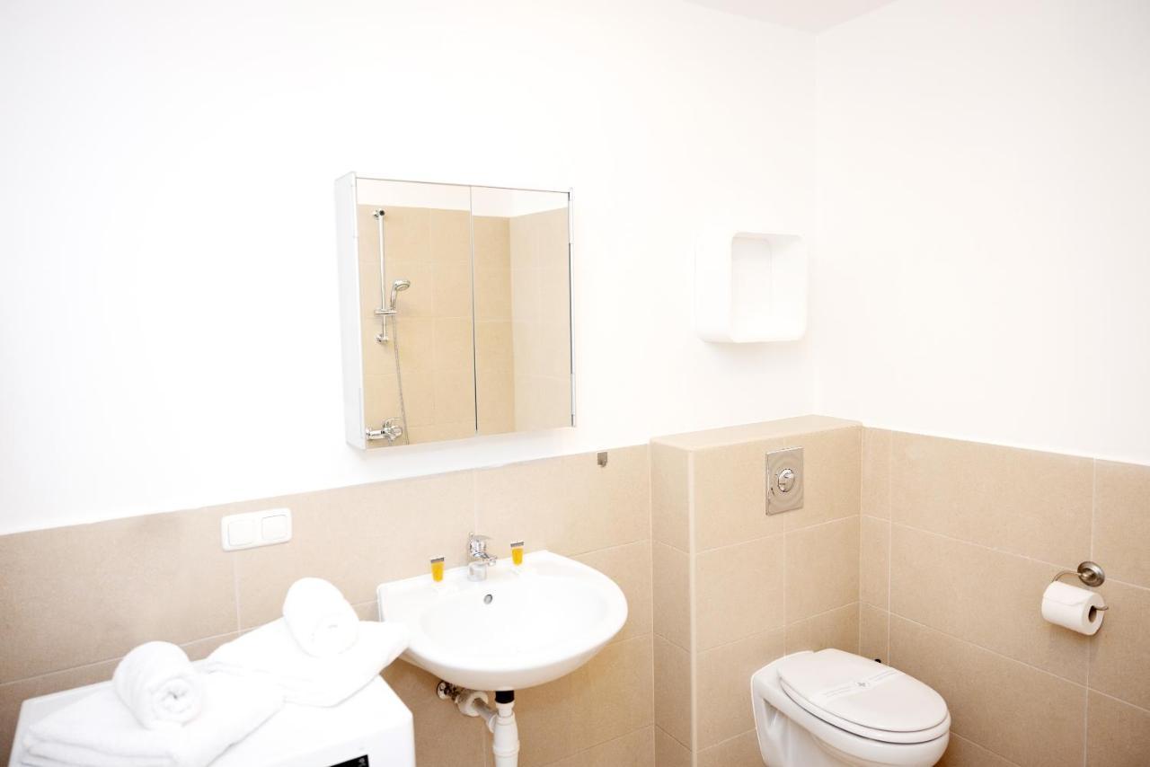 Premium 80 M2 Apartment - Free Parking Відень Екстер'єр фото